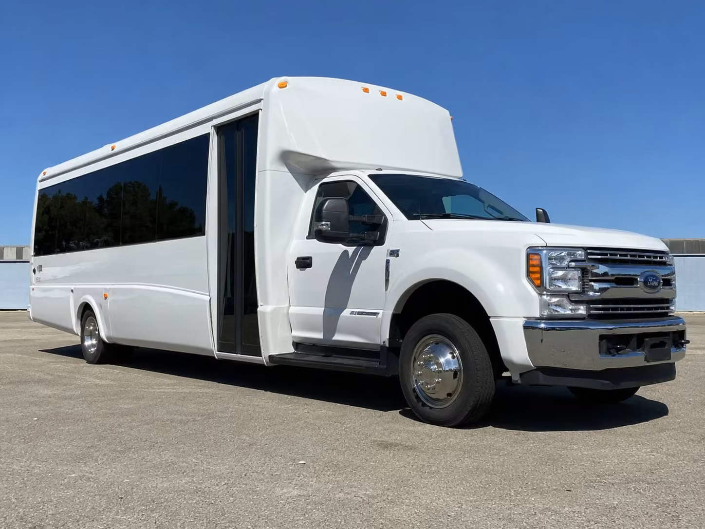 20 passenger minibus