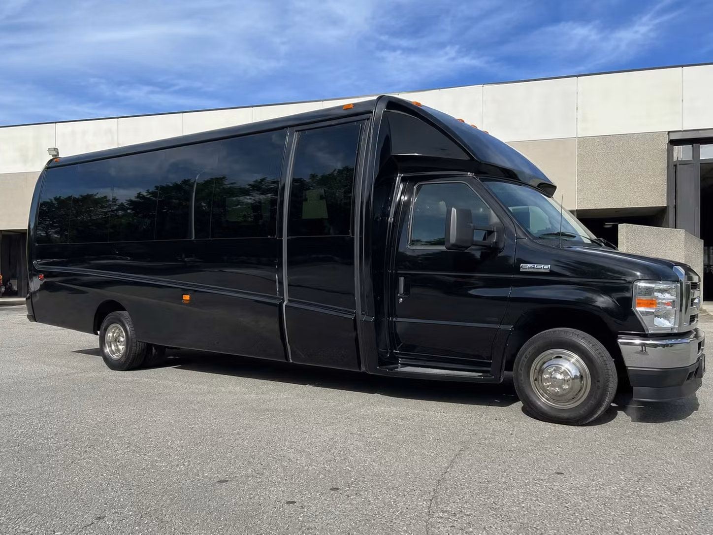 salt lake city 18 passenger minibus rental